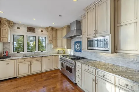 10 Rustling Lane Bedford NY 10506