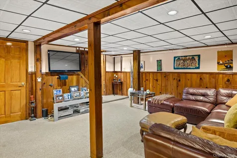 1219 Warwick Street Uniondale NY 11553