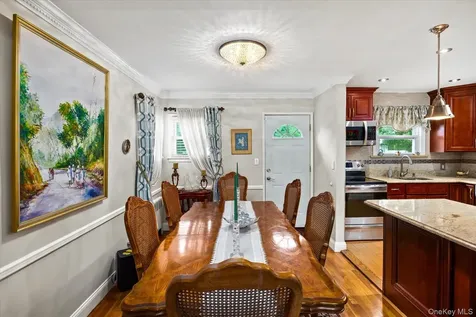 1219 Warwick Street Uniondale NY 11553