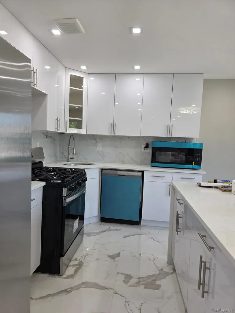 14617 229th Street Springfield Gardens NY 11413