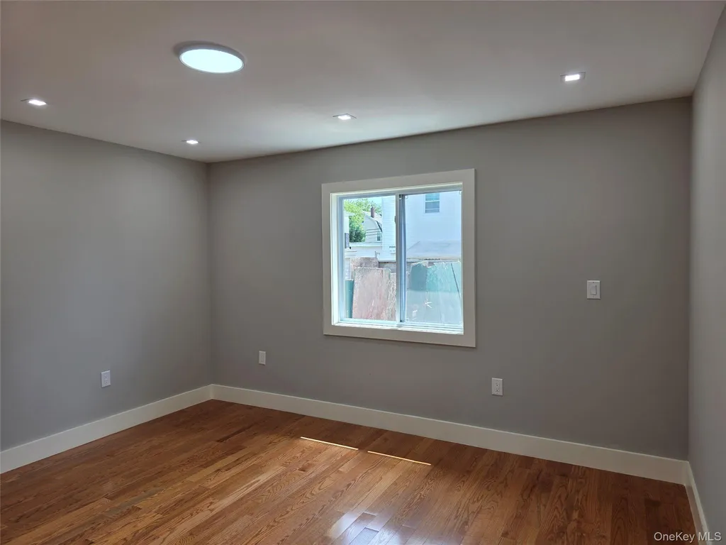 14617 229th Street Springfield Gardens NY 11413