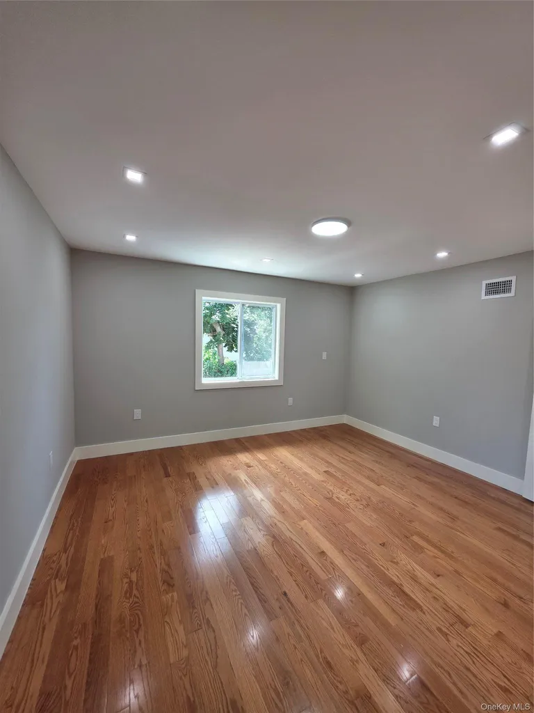 14617 229th Street Springfield Gardens NY 11413