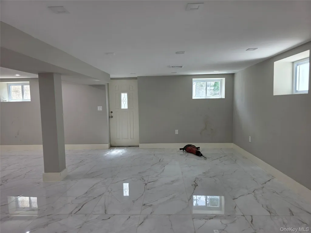 14617 229th Street Springfield Gardens NY 11413