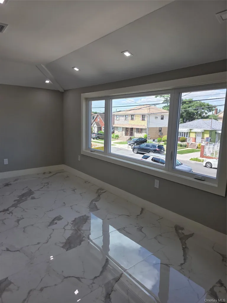 14617 229th Street Springfield Gardens NY 11413