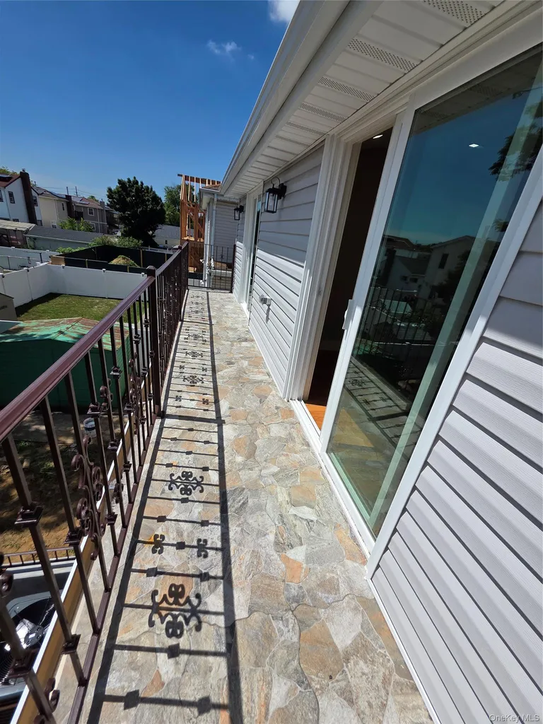 14617 229th Street Springfield Gardens NY 11413