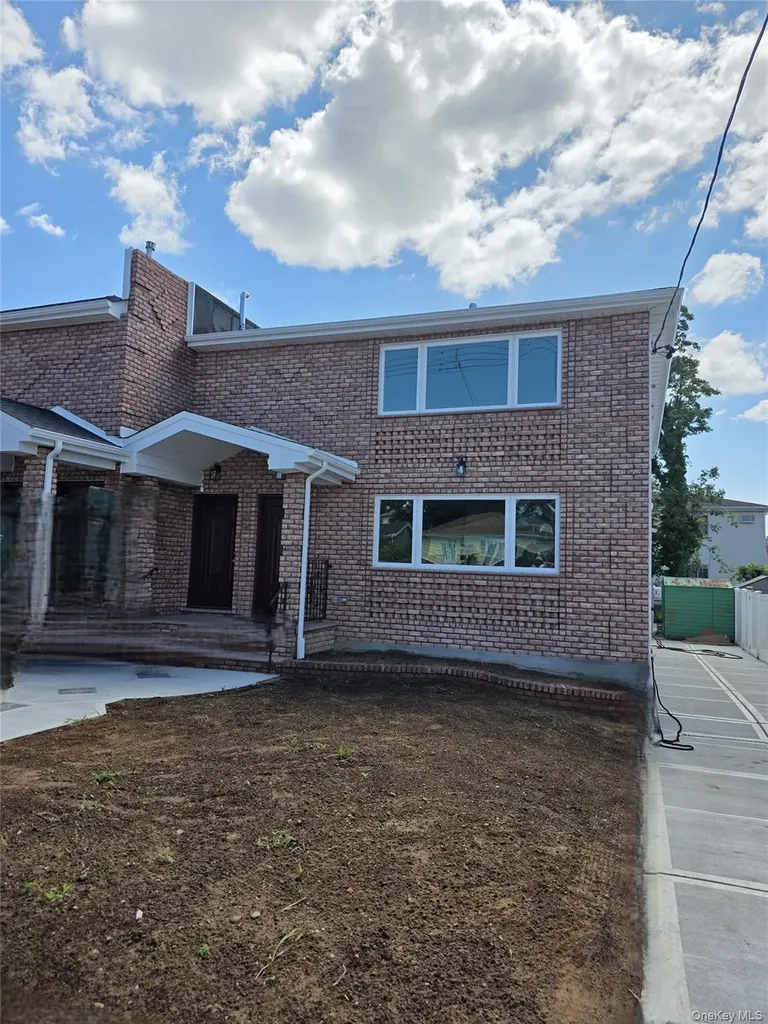14617 229th Street Springfield Gardens NY 11413