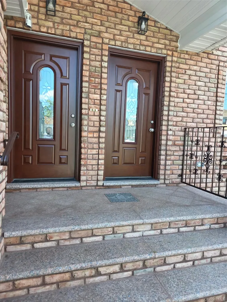 14617 229th Street Springfield Gardens NY 11413