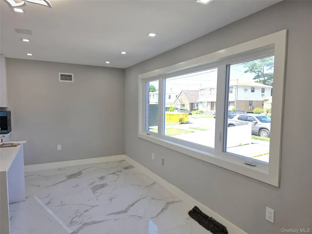 14617 229th Street Springfield Gardens NY 11413