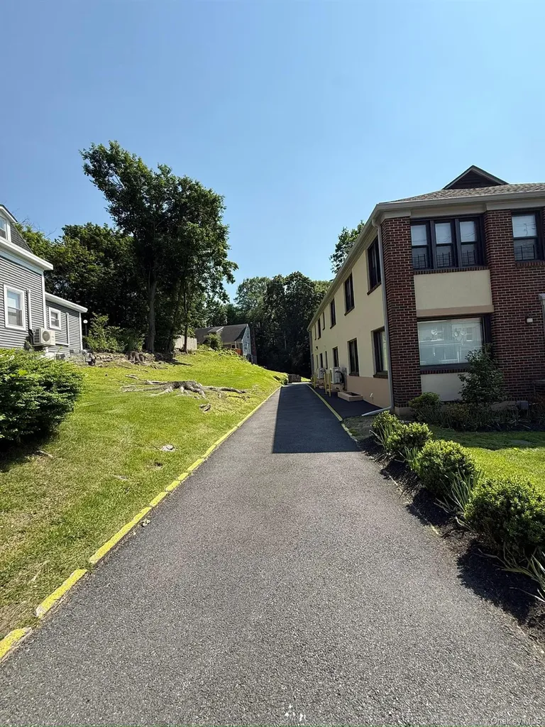 504 Ashford Avenue Ardsley NY 10502