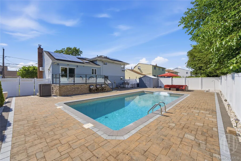 140 Intervale Avenue Farmingdale NY 11735