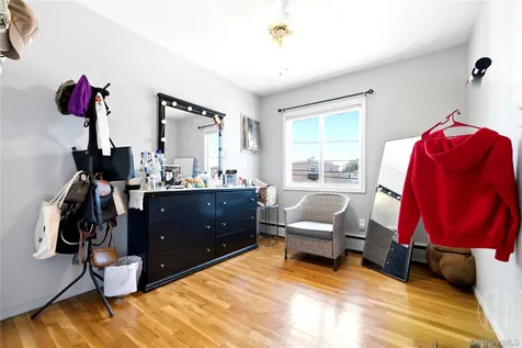 140 Intervale Avenue Farmingdale NY 11735