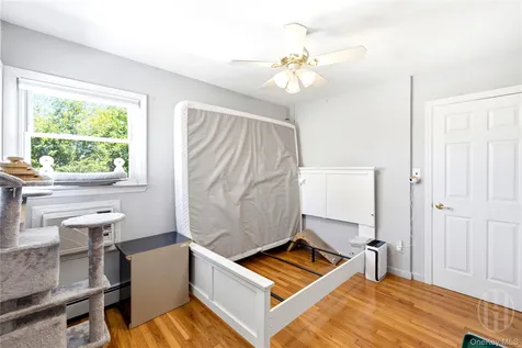 140 Intervale Avenue Farmingdale NY 11735