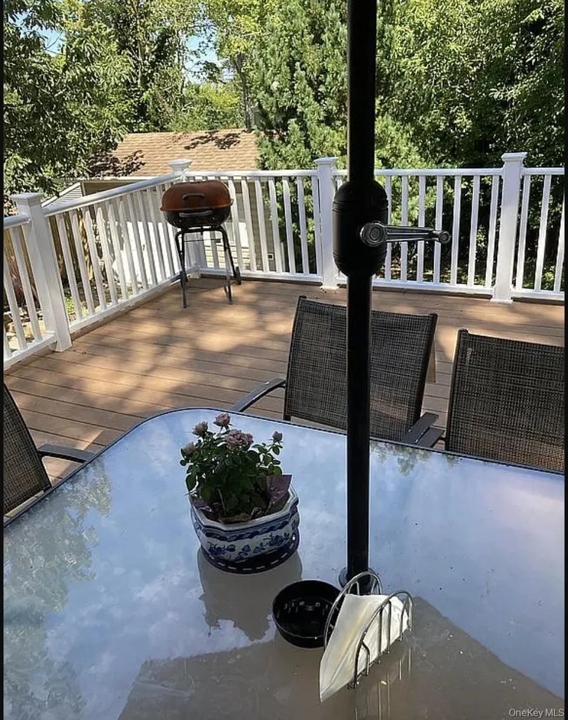 51 Aloma Road Rocky Point NY 11778