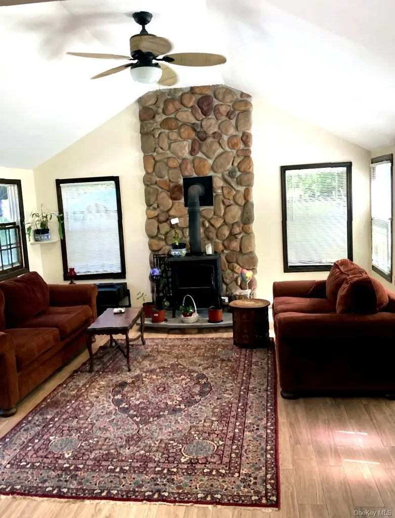 51 Aloma Road Rocky Point NY 11778
