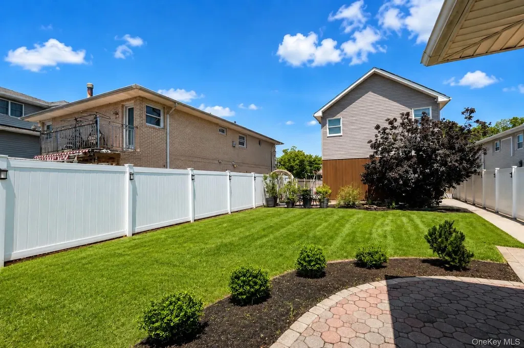 124 Reid Avenue Staten Island NY 10305