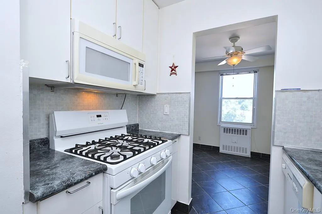 1853 Central Park Avenue Yonkers NY 10710