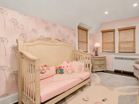 3980 Park Avenue Seaford NY 11783