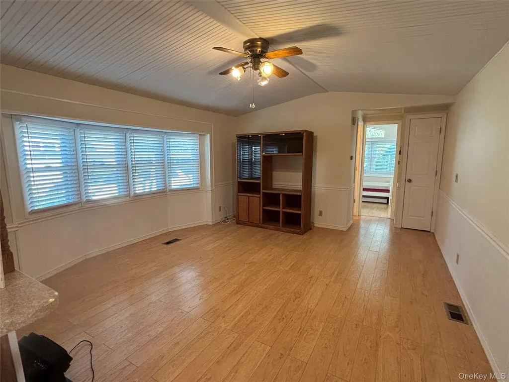 1661 Old Country Road Riverhead NY 11901