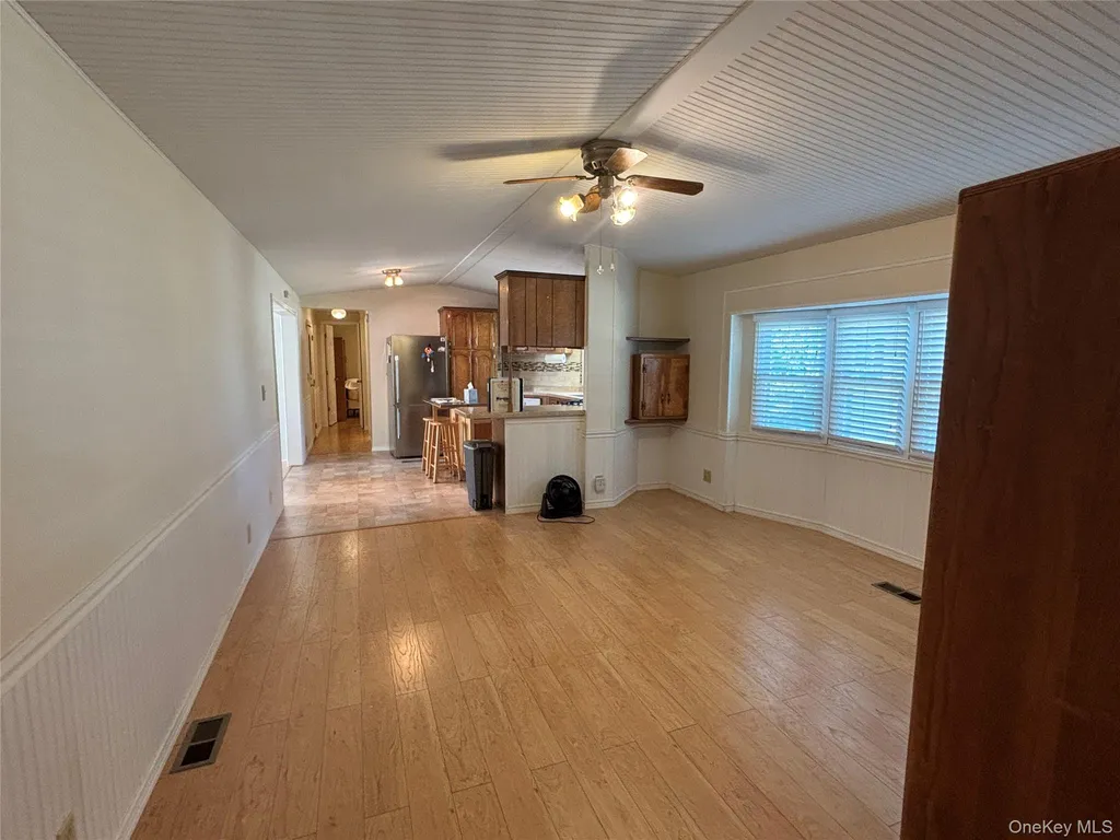 1661 Old Country Road Riverhead NY 11901