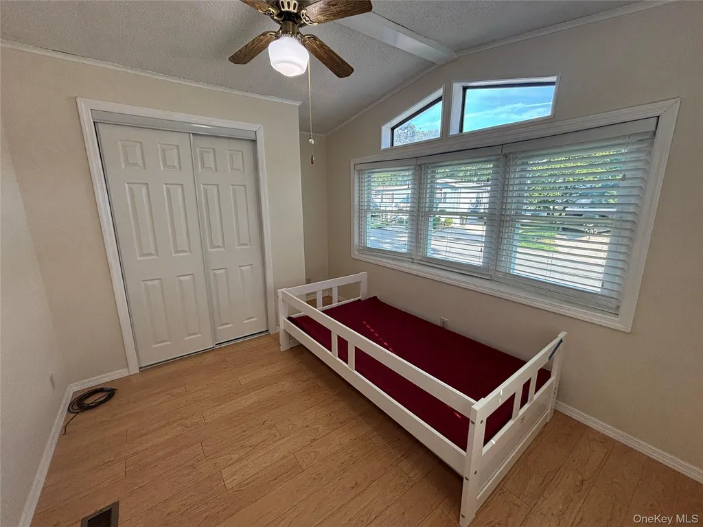 1661 Old Country Road Riverhead NY 11901