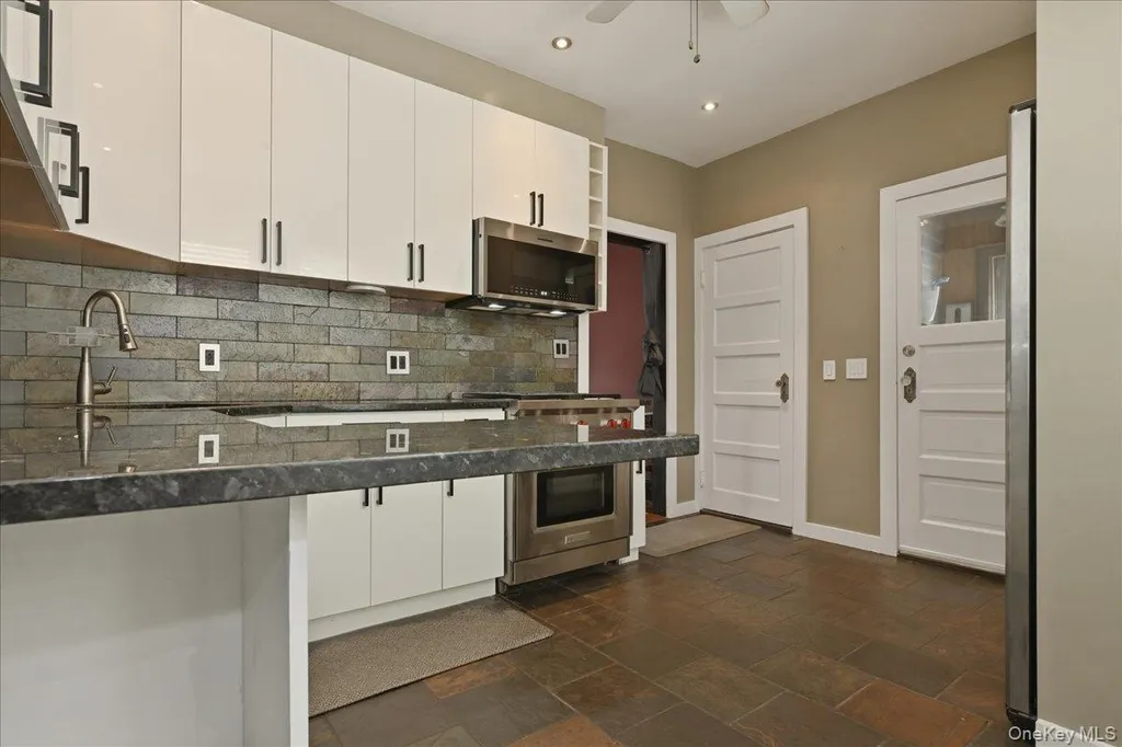 991 Cottage Place Baldwin NY 11510