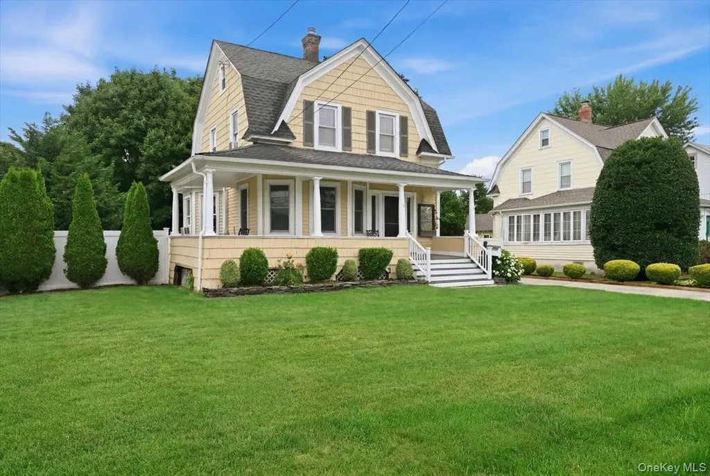 991 Cottage Place Baldwin NY 11510
