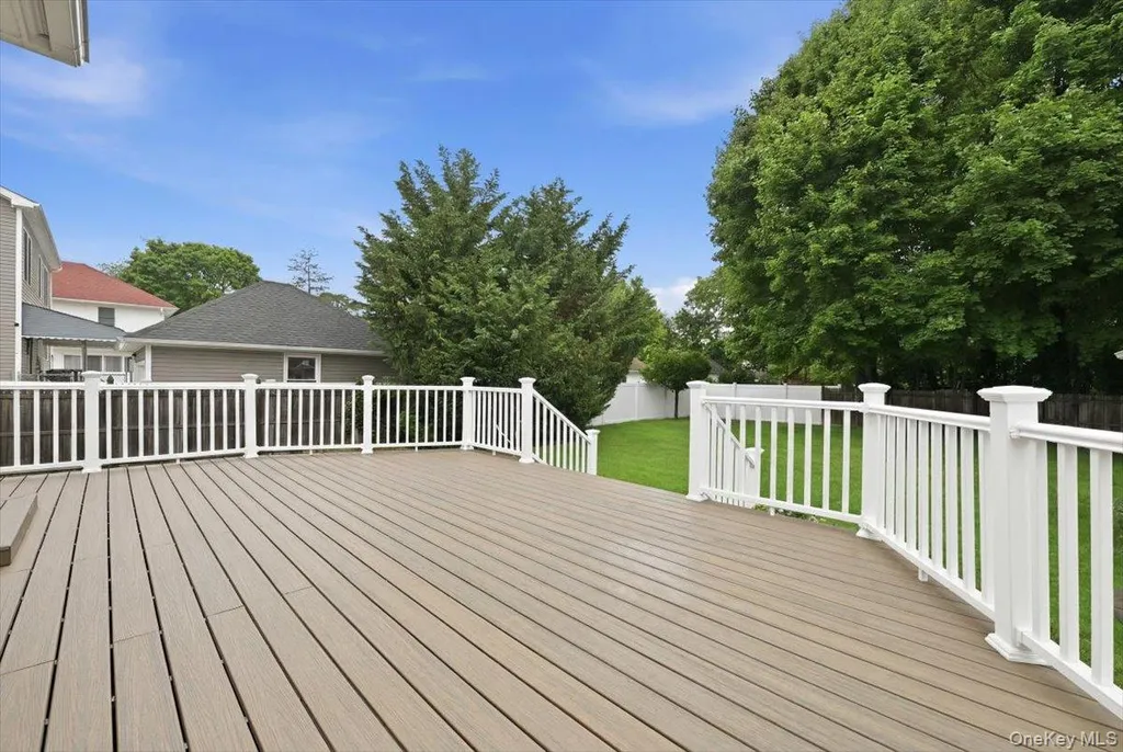 991 Cottage Place Baldwin NY 11510