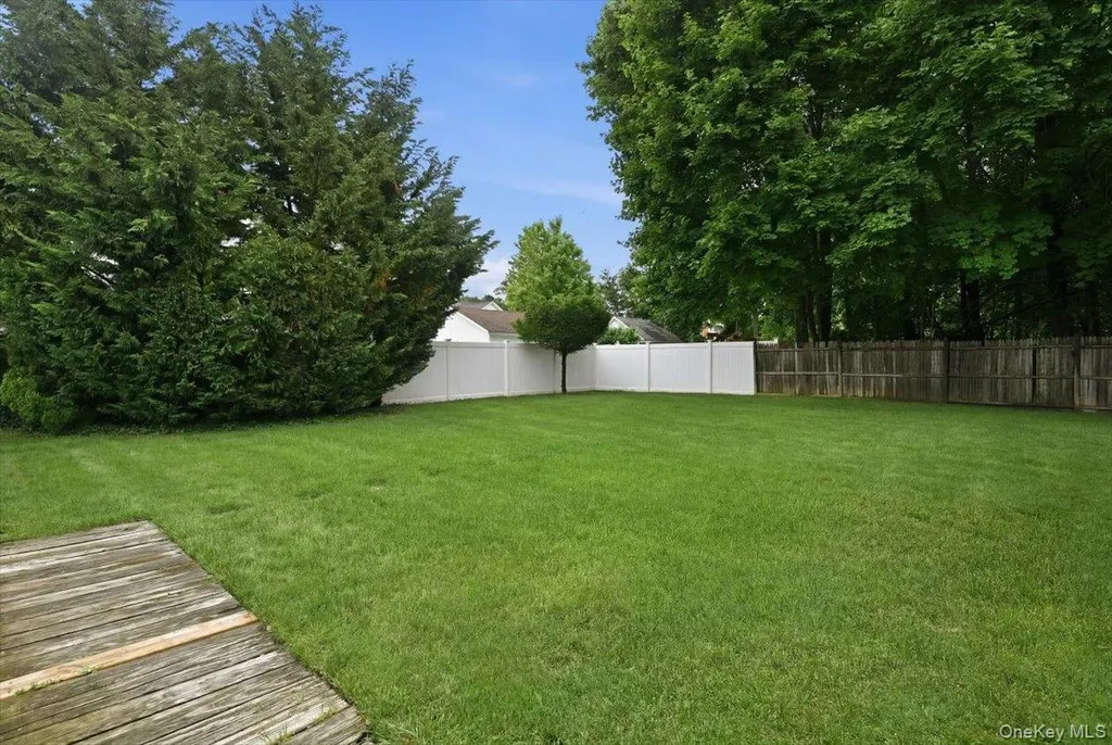991 Cottage Place Baldwin NY 11510