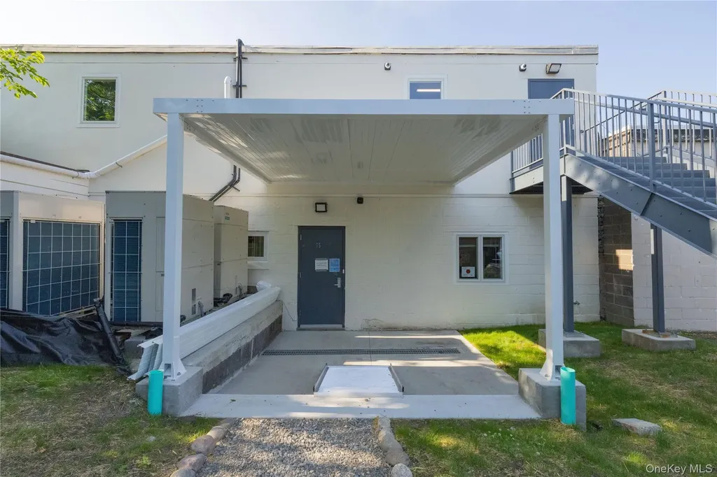 75 E Central Avenue Pearl River NY 10965