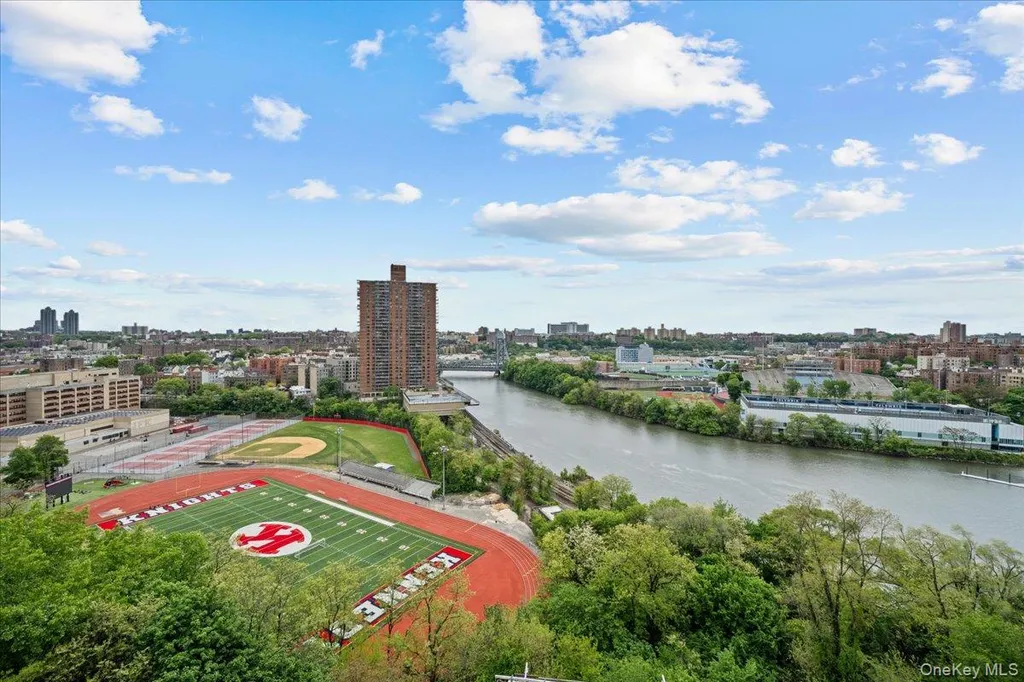 2500 Johnson Avenue Bronx NY 10463