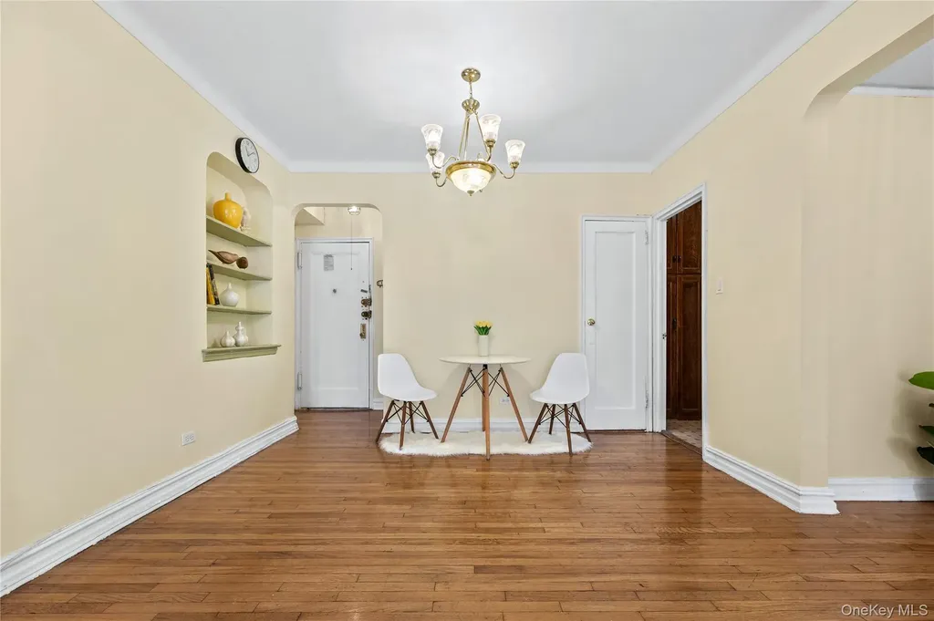 35-35 75th Street Jackson Heights NY 11372