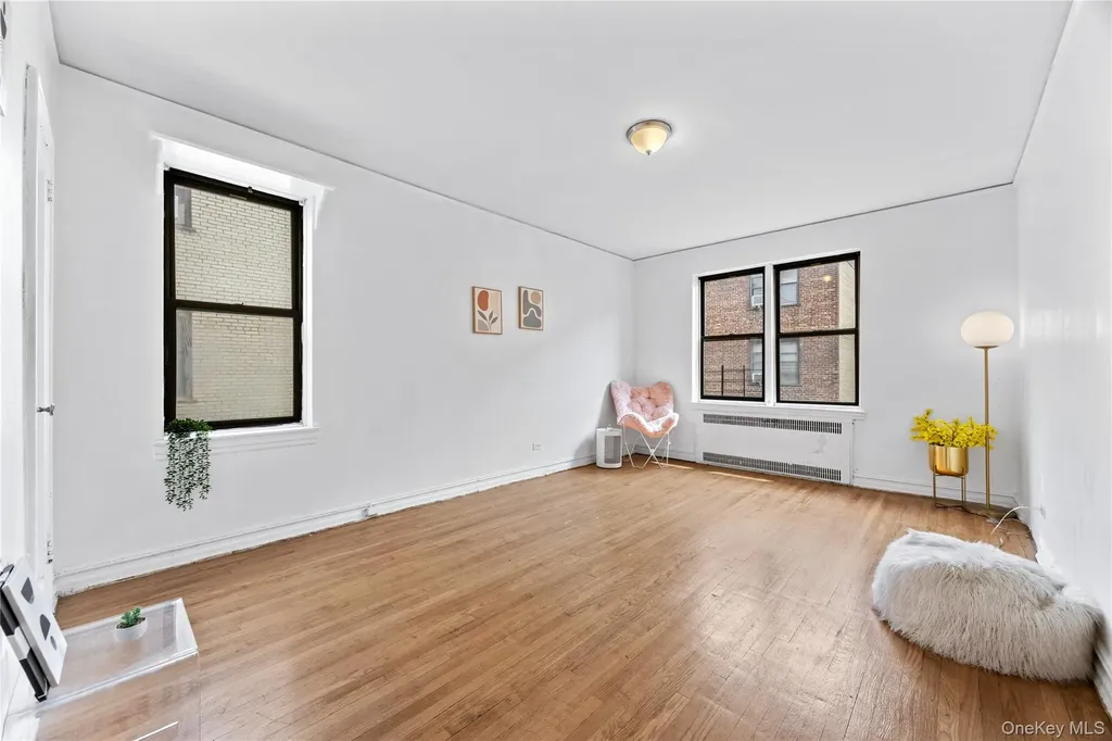 35-35 75th Street Jackson Heights NY 11372