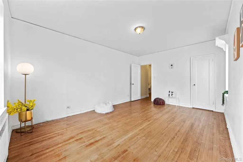 35-35 75th Street Jackson Heights NY 11372