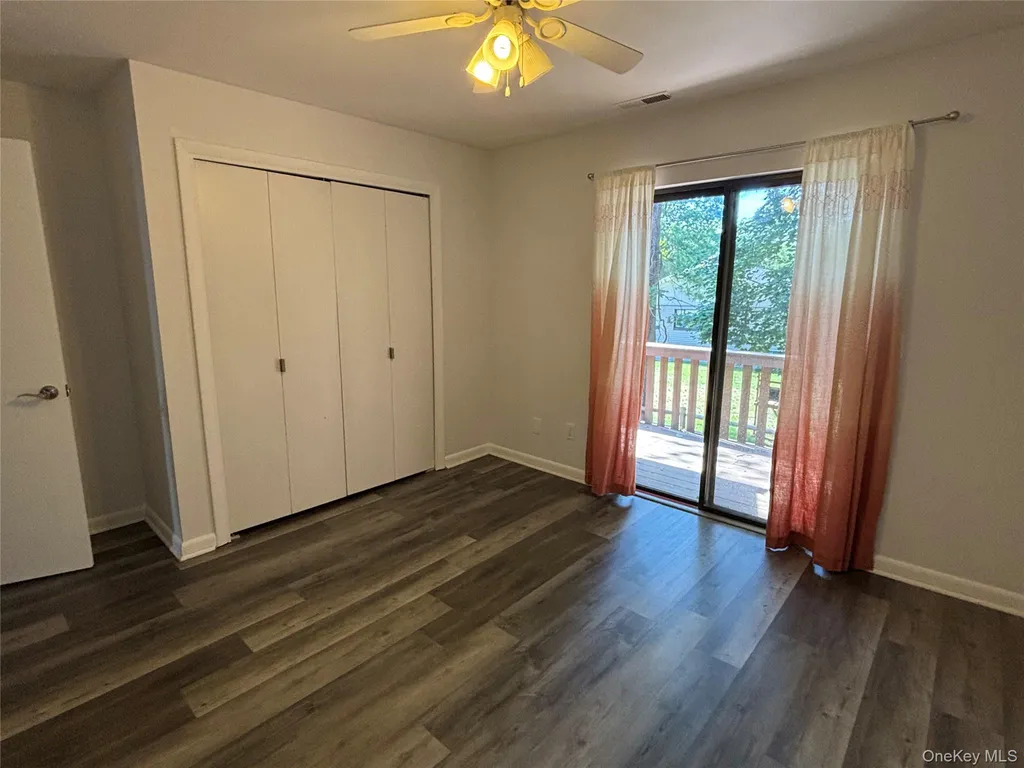 507 Scenic Lane Poughkeepsie NY 12603