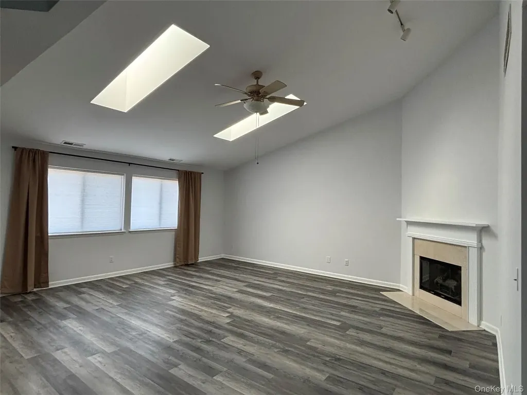 507 Scenic Lane Poughkeepsie NY 12603