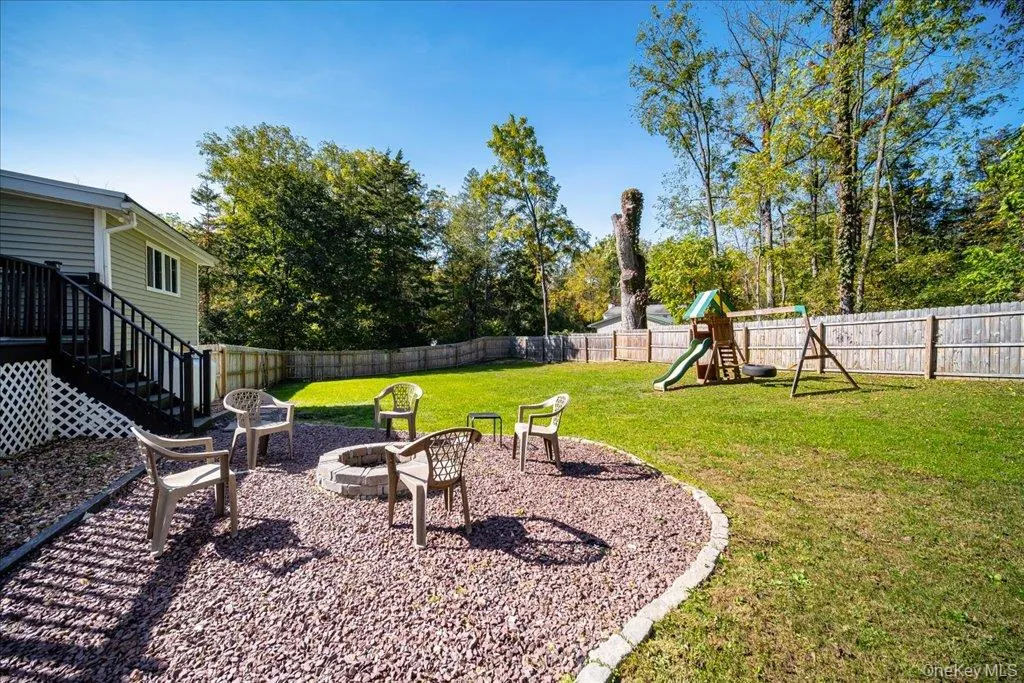 63 Martin Road Pleasant Valley NY 12569