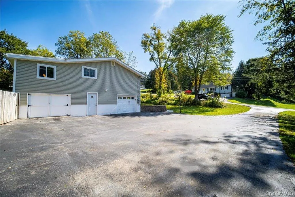 63 Martin Road Pleasant Valley NY 12569