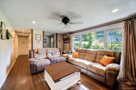 63 Martin Road Pleasant Valley NY 12569