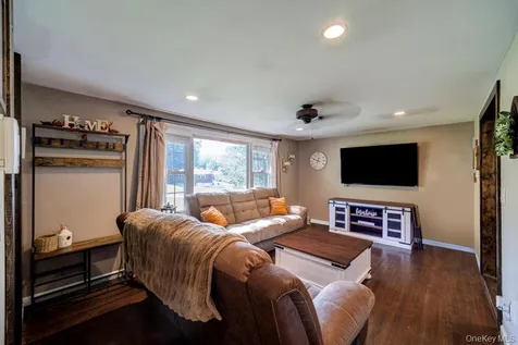 63 Martin Road Pleasant Valley NY 12569