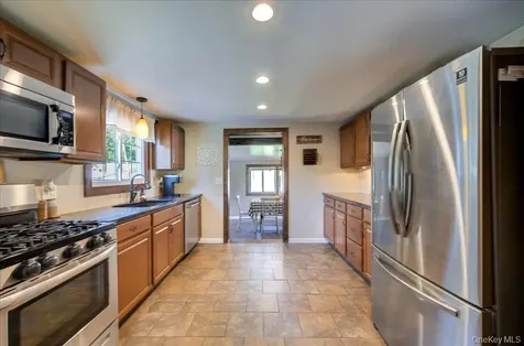 63 Martin Road Pleasant Valley NY 12569