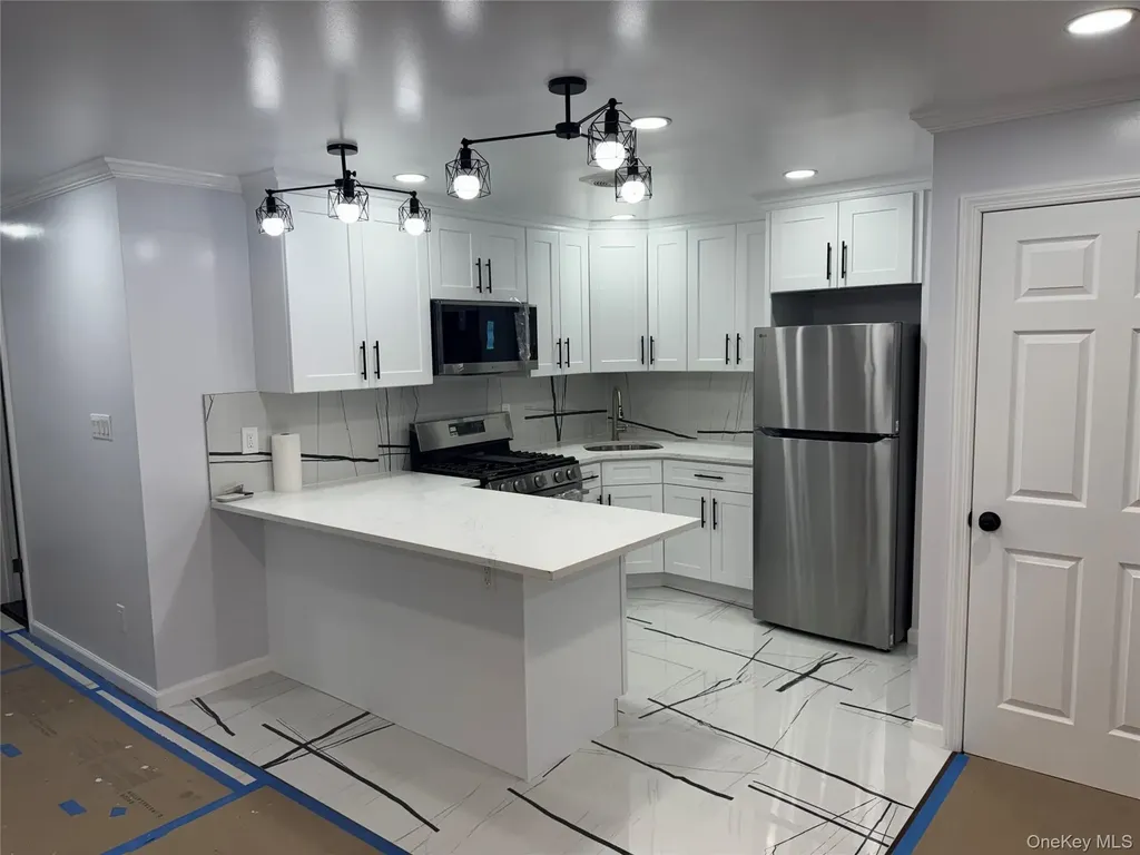 419 Milford Street Brooklyn NY 11208