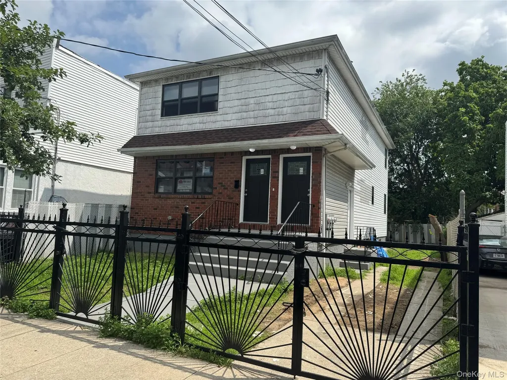 419 Milford Street Brooklyn NY 11208