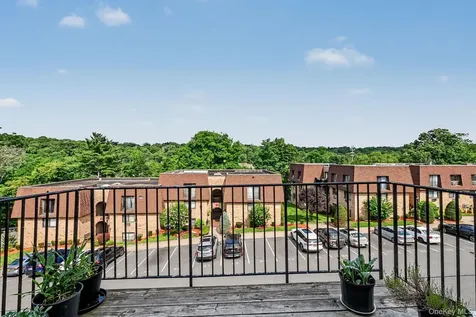 352 Central Park Avenue Scarsdale NY 10583