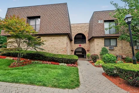 352 Central Park Avenue Scarsdale NY 10583