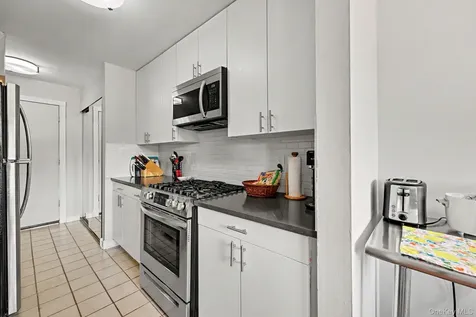 352 Central Park Avenue Scarsdale NY 10583