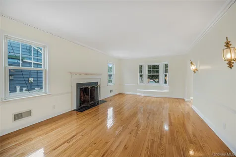 53 Holly Street Yonkers NY 10704