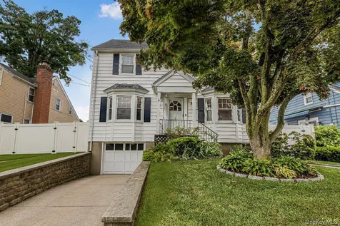53 Holly Street Yonkers NY 10704