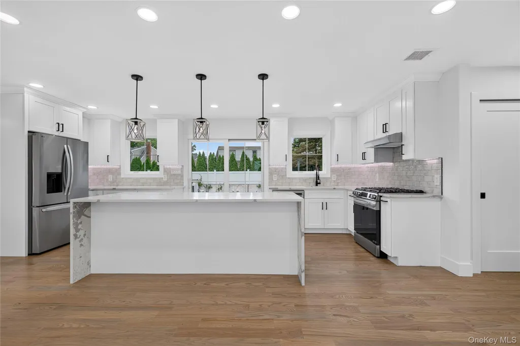 238 N Oak Street Massapequa NY 11758