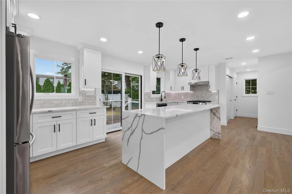238 N Oak Street Massapequa NY 11758