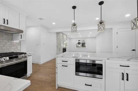 238 N Oak Street Massapequa NY 11758